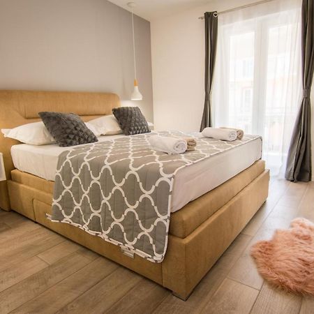 Apartman Petra Appartement Makarska Buitenkant foto