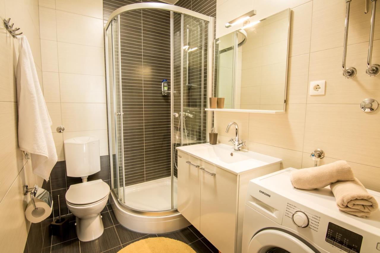 Apartman Petra Makarska Buitenkant foto