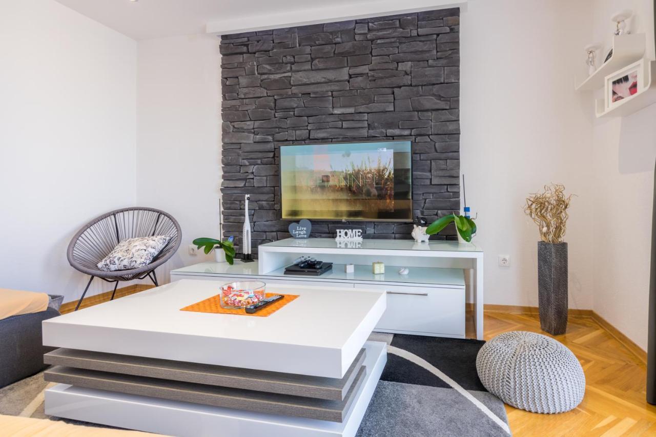 Apartman Petra Appartement Makarska Buitenkant foto
