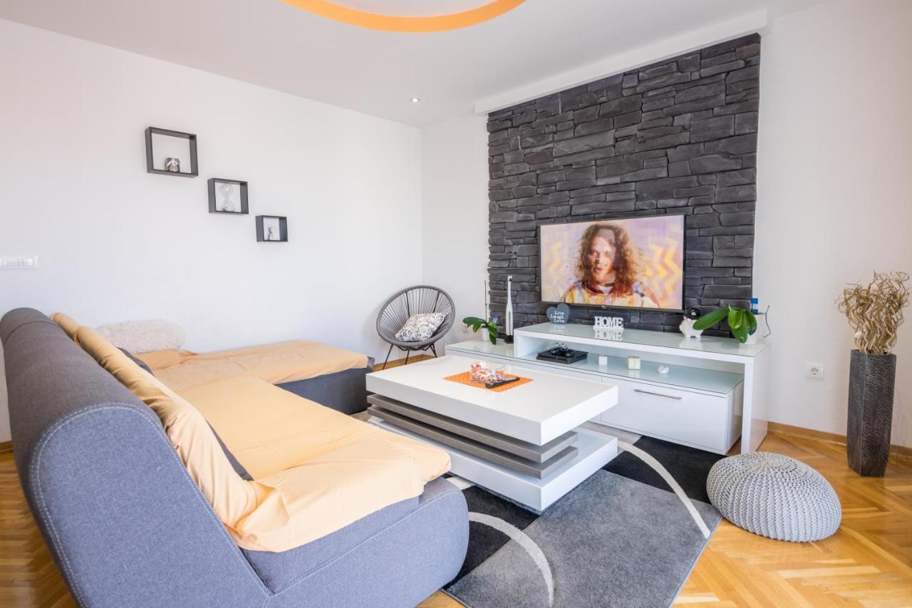 Apartman Petra Makarska Buitenkant foto