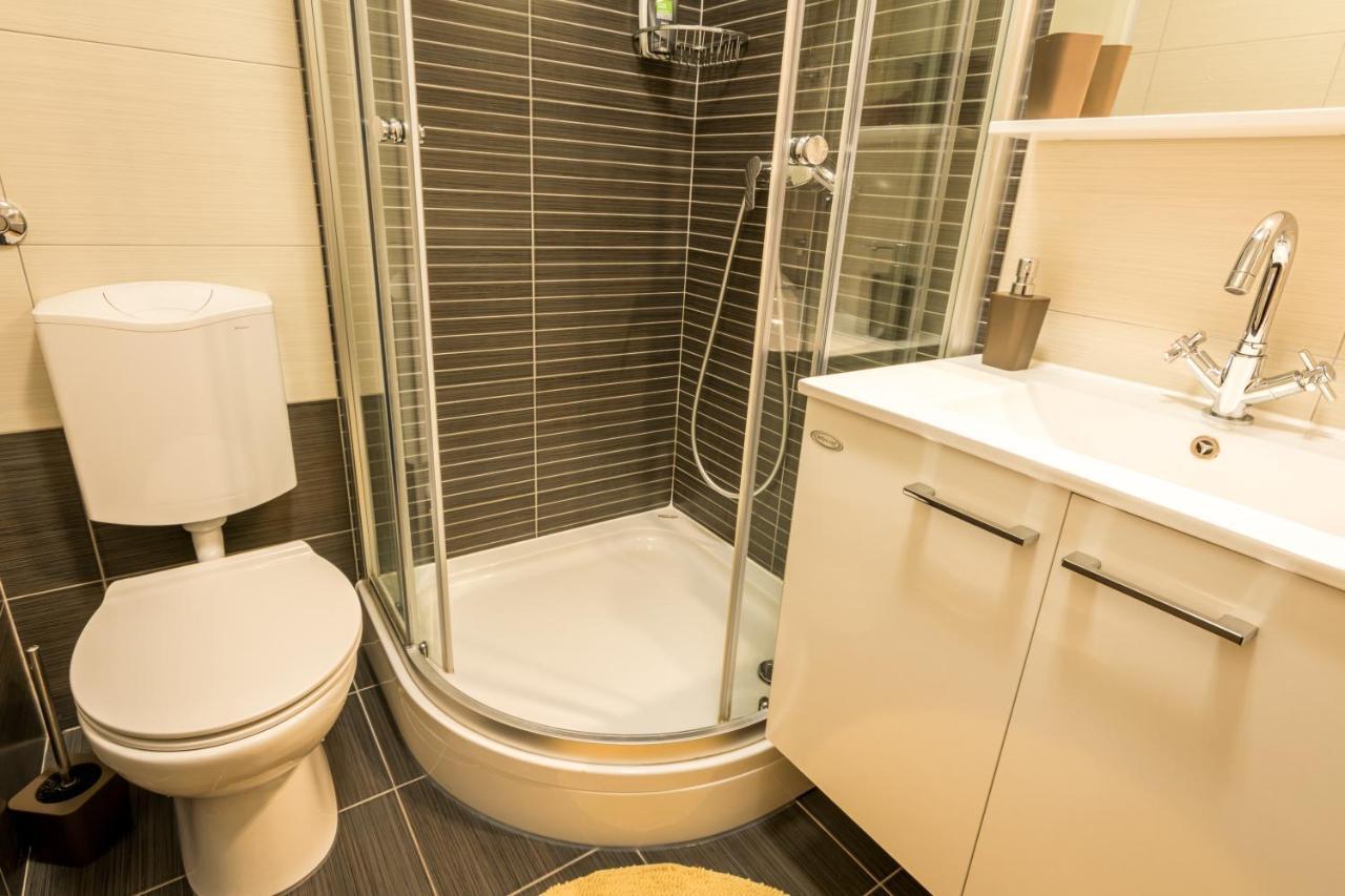 Apartman Petra Appartement Makarska Buitenkant foto