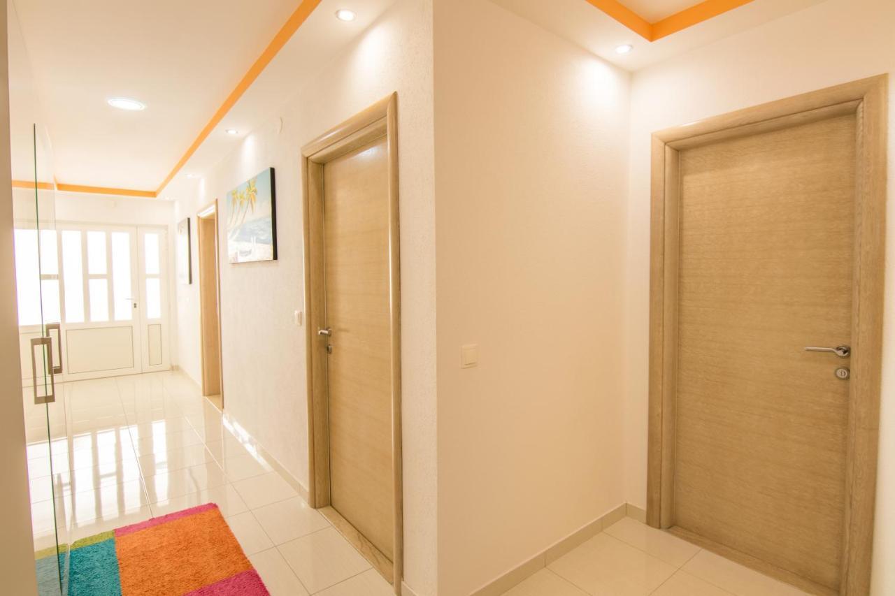 Apartman Petra Appartement Makarska Buitenkant foto