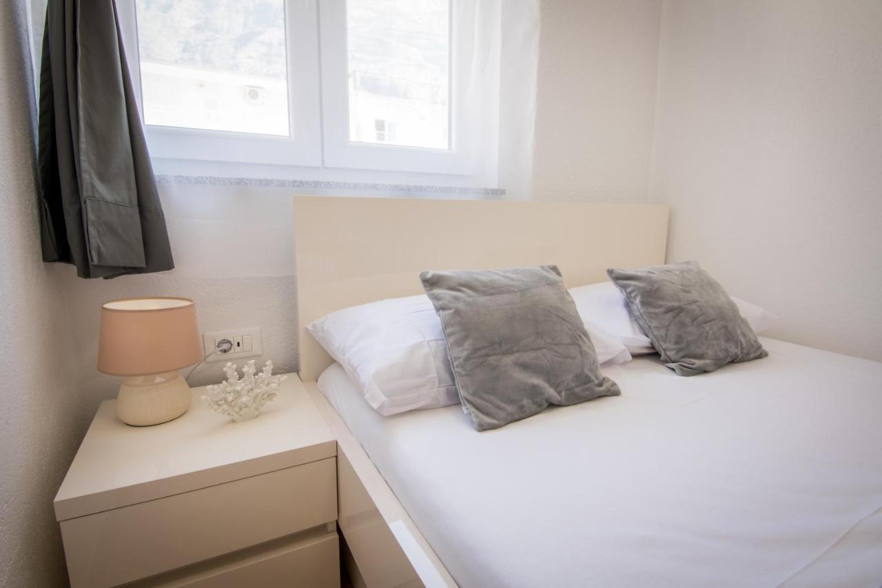 Apartman Petra Makarska Buitenkant foto