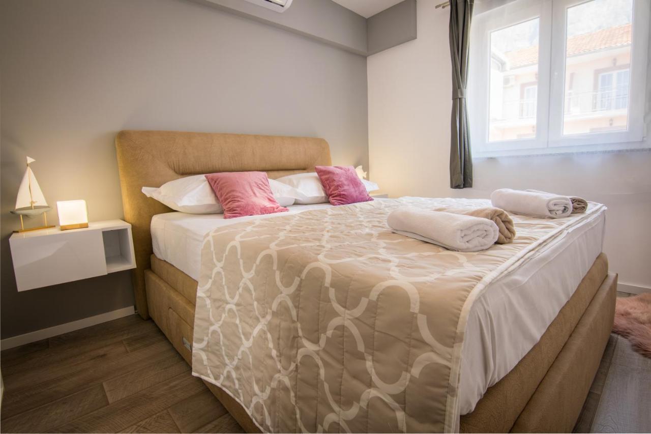 Apartman Petra Appartement Makarska Buitenkant foto